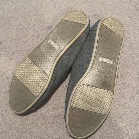 Toms Shoes - Picture 4 of 4